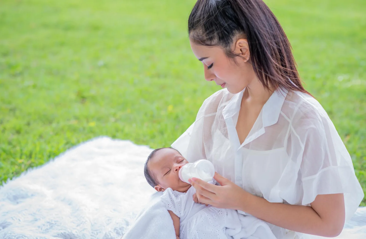 Listen to Your Body: Understanding the Signs of Returning Fertility While Breastfeeding 59 Mamawithlove